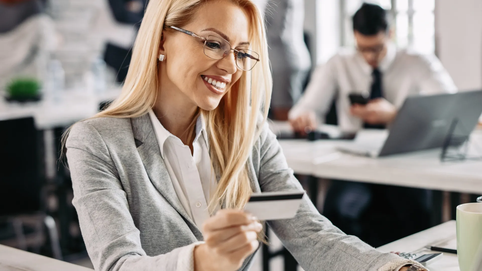 banking-case-cover-2